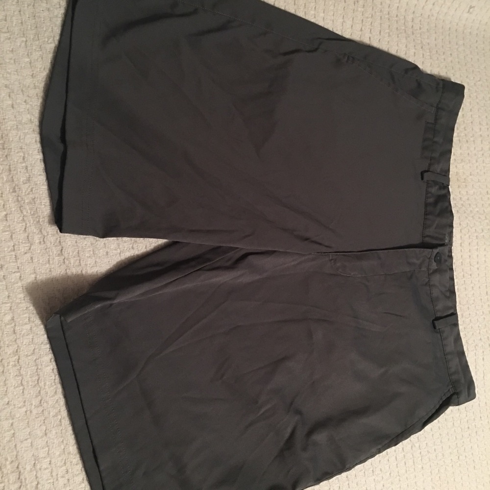 Nike golf shorts in great condition